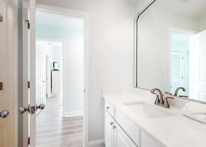 Gulf-front Corner W Amazing Views Huge Deck & Shared Pools Hot Tubs Gulf Shores